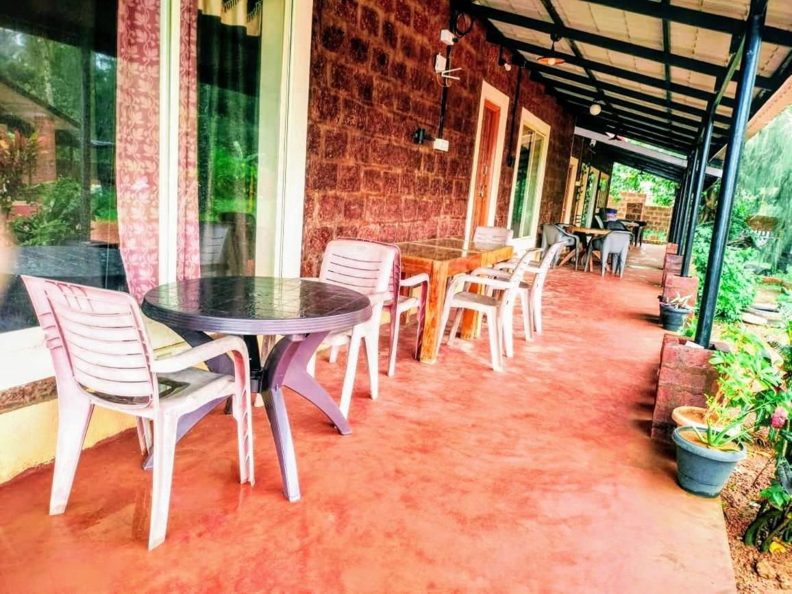 Riverstone Riverfront Stay Gokarna  Zimmer foto