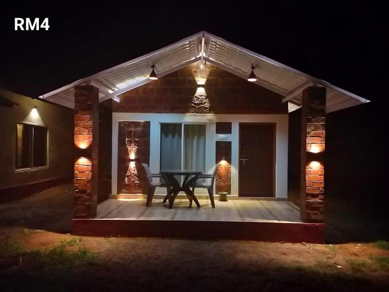 Riverstone Riverfront Stay Gokarna  Zimmer foto